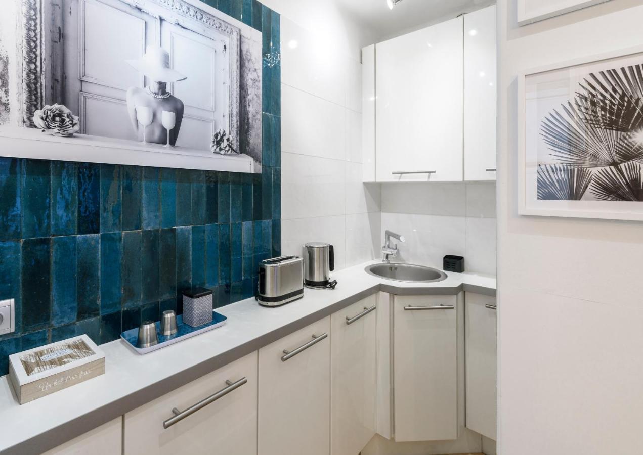 Host Inn Sweet Croisette Cannes Bagian luar foto